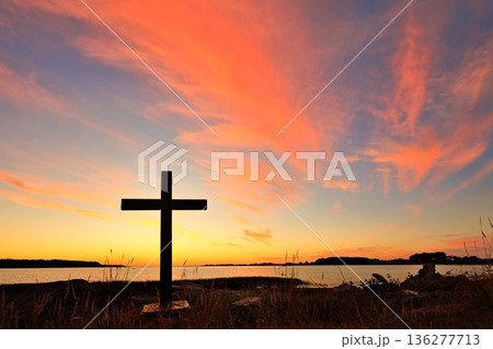 Summer Cross Sunset Foxton Beach New Zealand Splash Of Red Clouds Summer Cross Sunset Foxton Beach New Zealand Splash Of Red Clouds 136277713