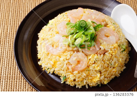 海老チャーハン　中華 136283376