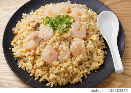 海老チャーハン　中華 136283379