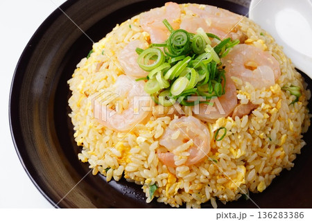 海老チャーハン　中華 136283386
