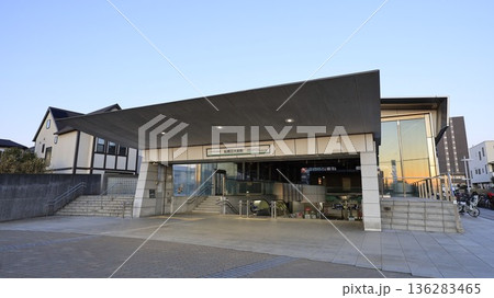 東葉高速鉄道の船橋日大前駅の西口 136283465