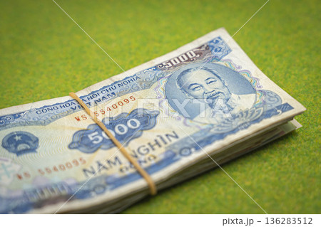 ベトナムの通貨 ドン ベトナムドン 136283512