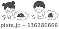 子供の下痢・便秘の症状（モノクロ） 136286666