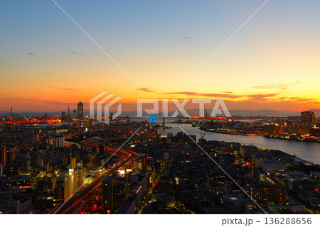 アートホテル大阪ベイタワーからの夜景 136288656