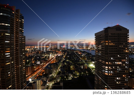 アートホテル大阪ベイタワーからの夜景 アートホテル大阪ベイタワーからの夜景 136288685