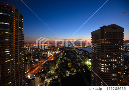 アートホテル大阪ベイタワーからの夜景 アートホテル大阪ベイタワーからの夜景 136288686