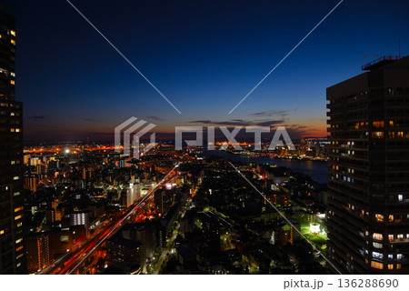 アートホテル大阪ベイタワーからの夜景 136288690