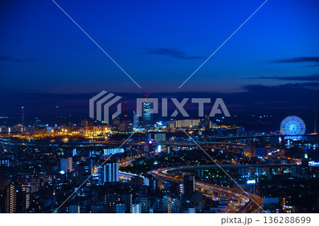 アートホテル大阪ベイタワーからの夜景 アートホテル大阪ベイタワーからの夜景 136288699