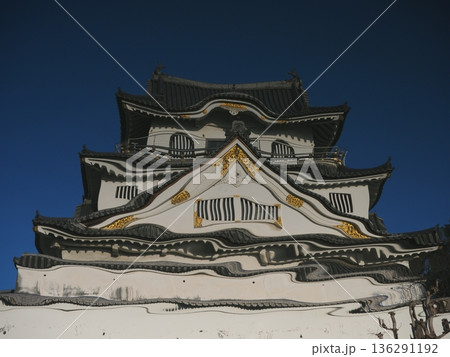 歪んだ岸和田城 136291192