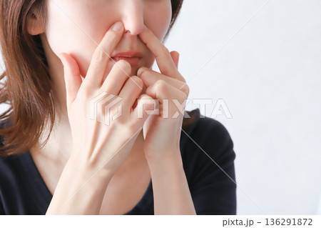 女性の鼻 スキンケア 女性の鼻 スキンケア 136291872