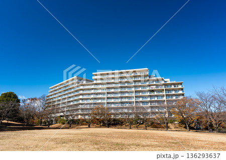 若葉台ザ・レジデントパークスと円形広場 東京都稲城市若葉台 若葉台ザ・レジデントパークスと円形広場 東京都稲城市若葉台 136293637