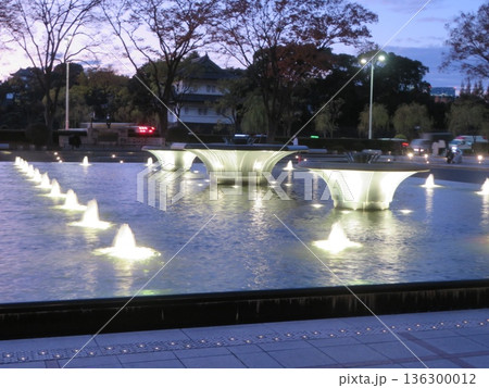 和田倉噴水公園 夜 和田倉噴水公園 夜 136300012