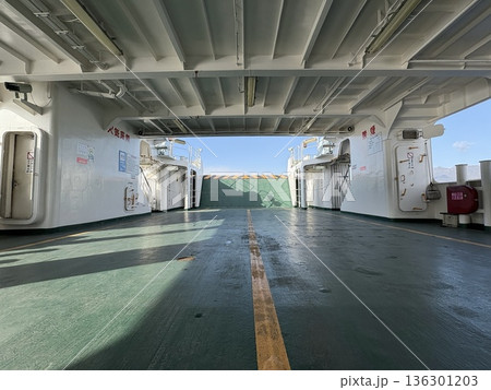 JR西日本宮島フェリー_車の駐車スペース 136301203