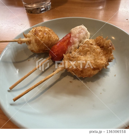 ヨネヤ 梅田本店　串かつ 136306558