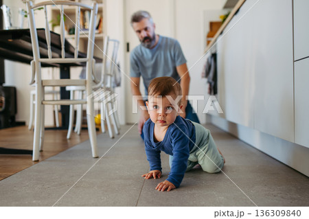 Father with little toddler son at home. 136309840