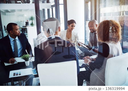 Meeting, report and planning with business people in office for strategy, corporate and teamwork. Support, collaboration and project management with employees in boardroom for workshop and solution 136319994