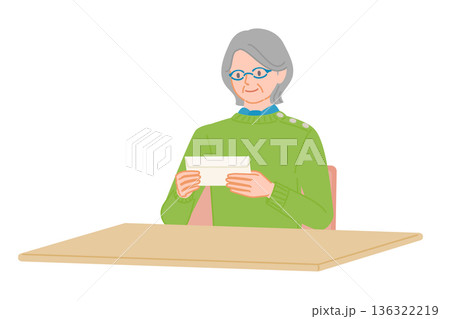 封筒を両手で持って確認するシニア女性　机で手続きを行う高齢者のイラスト 136322219