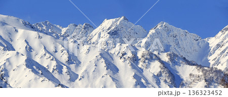北アルプス後立山連峰　冬の不帰ノ嶮 136323452