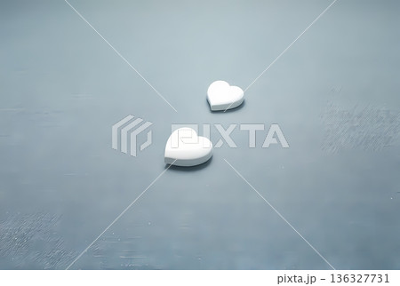 水面に映る白いハート 136327731