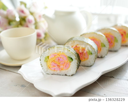 節分 恵方巻き 飾り巻き 136328229