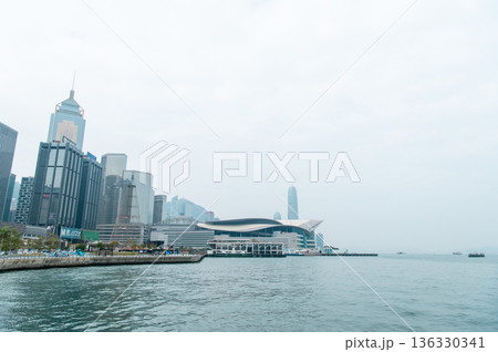 香港の街並み 136330341