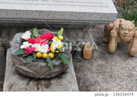 奈良元興寺のてみずやの花飾り 奈良元興寺のてみずやの花飾り 136330474