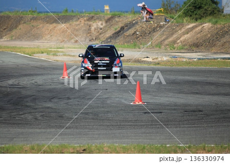 大牟田市　レース場　ジムカーナ、 136330974