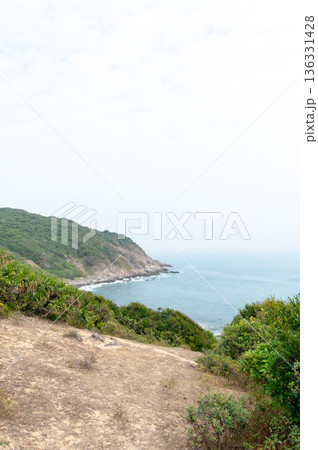 香港　塔門島の海と町並み 136331428