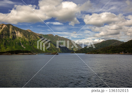 フィヨルドランド国立公園 136332015