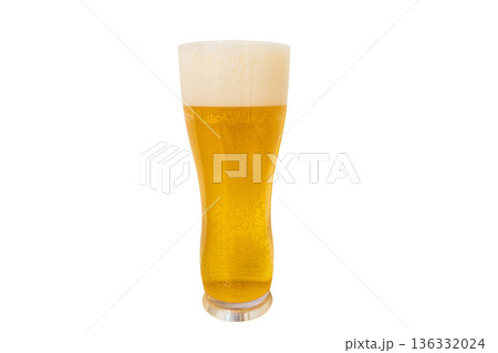 ビールの入ったグラス 136332024