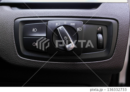 Car Headlight Control Switch 136332733