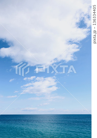 青い海と空 青い海と空 136334405