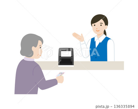 マイナンバーカード受付を案内する事務員 136335894