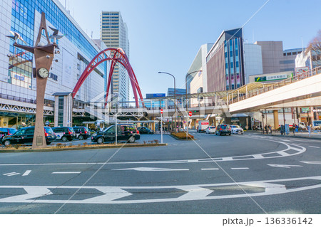 東京都の都市風景 立川駅北口ロータリー 東京都の都市風景 立川駅北口ロータリー 136336142