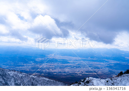 【冬素材】トーミの頭から見る冠雪した浅間山【長野県】 136341716