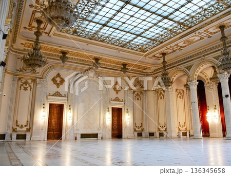 ルーマニア、ブカレスト、国民の館、ユニオン・ホール 136345658