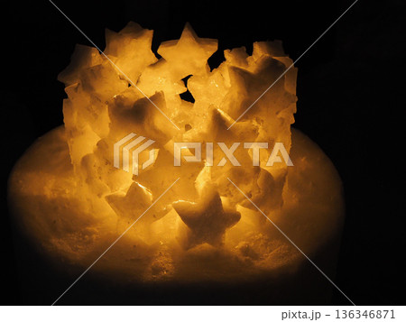 雪あかりの星のオブジェ 136346871