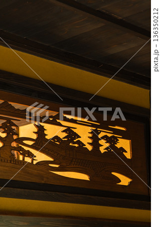 日本　鳥取県八頭郡智頭町にある近代和風建築の石谷家住宅 136350212