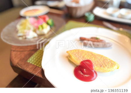 ホテル風の朝ごはん ホテル風の朝ごはん 136351139