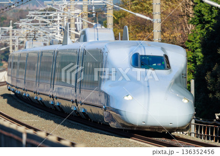 新大阪から鹿児島中央まで直通運転するN700系新幹線 新大阪から鹿児島中央まで直通運転するN700系新幹線 136352456