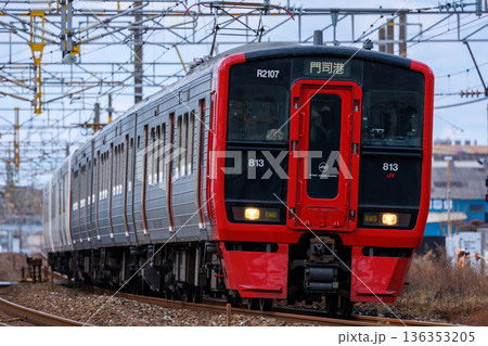 JR九州の主力813系交流電車 136353205