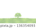 水彩風の草原と一本の木の背景　フレーム 136354093