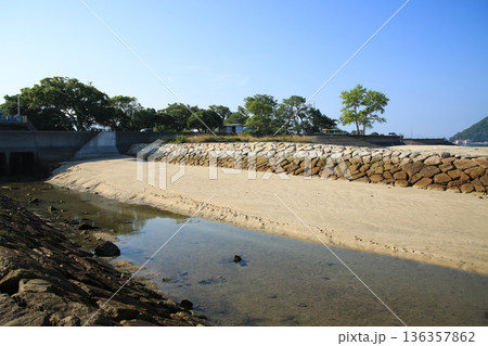 愛媛県松山市 立岩海水浴場 愛媛県松山市 立岩海水浴場 136357862