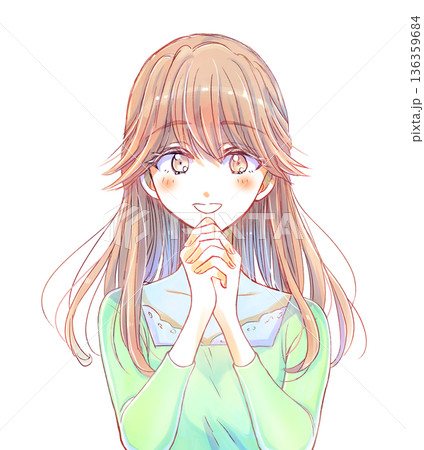 優しい雰囲気の女性 両手を組む 優しい雰囲気の女性 両手を組む 136359684