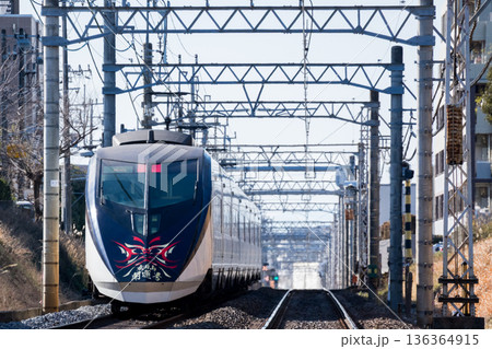 【京成本線】京成上野方面へ向かうシティライナー成田山開運号 【京成本線】京成上野方面へ向かうシティライナー成田山開運号 136364915