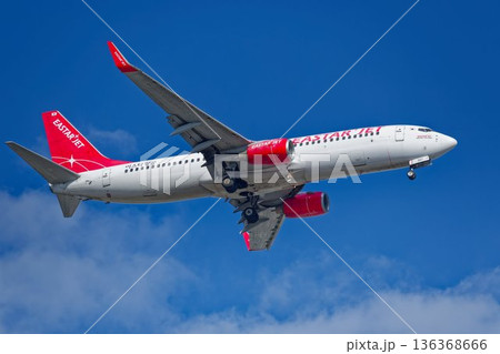 イースター航空の旅客機ボーイング737 136368666