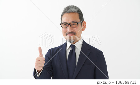 男性 ビジネス ポートレート 男性 ビジネス ポートレート 136368713