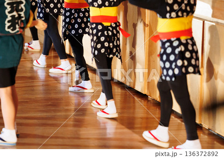 盛岡さんさ踊りを踊るイメージ 136372892