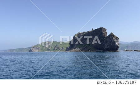 海から見た神威岬 136375197