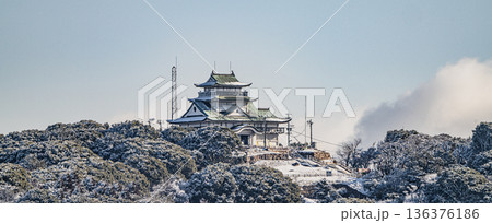 雪の小牧山城 136376186